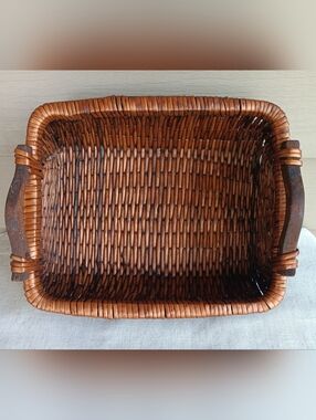 Vintage Rectangular Woven Wicker Basket W Wooden Handles. 11"Lx9"Wx4"D